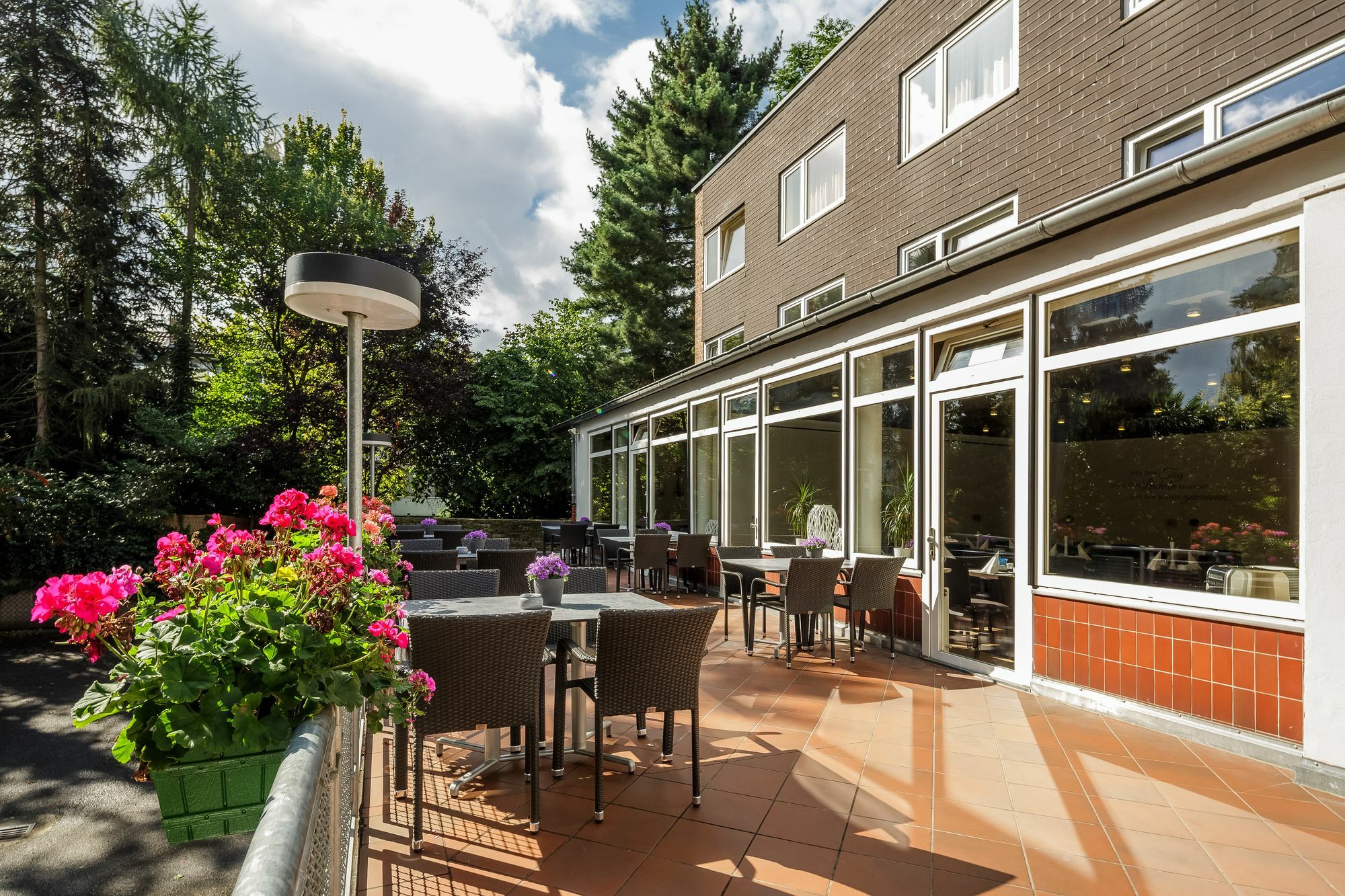 Messehotel Koeln-Deutz Exterior foto
